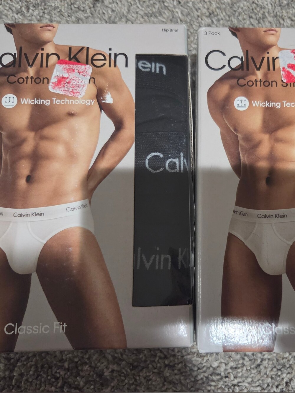 Calvin Klein Men’s Classic Fit Briefs Logo Waistband Black Size Small 2 Pks Of 3